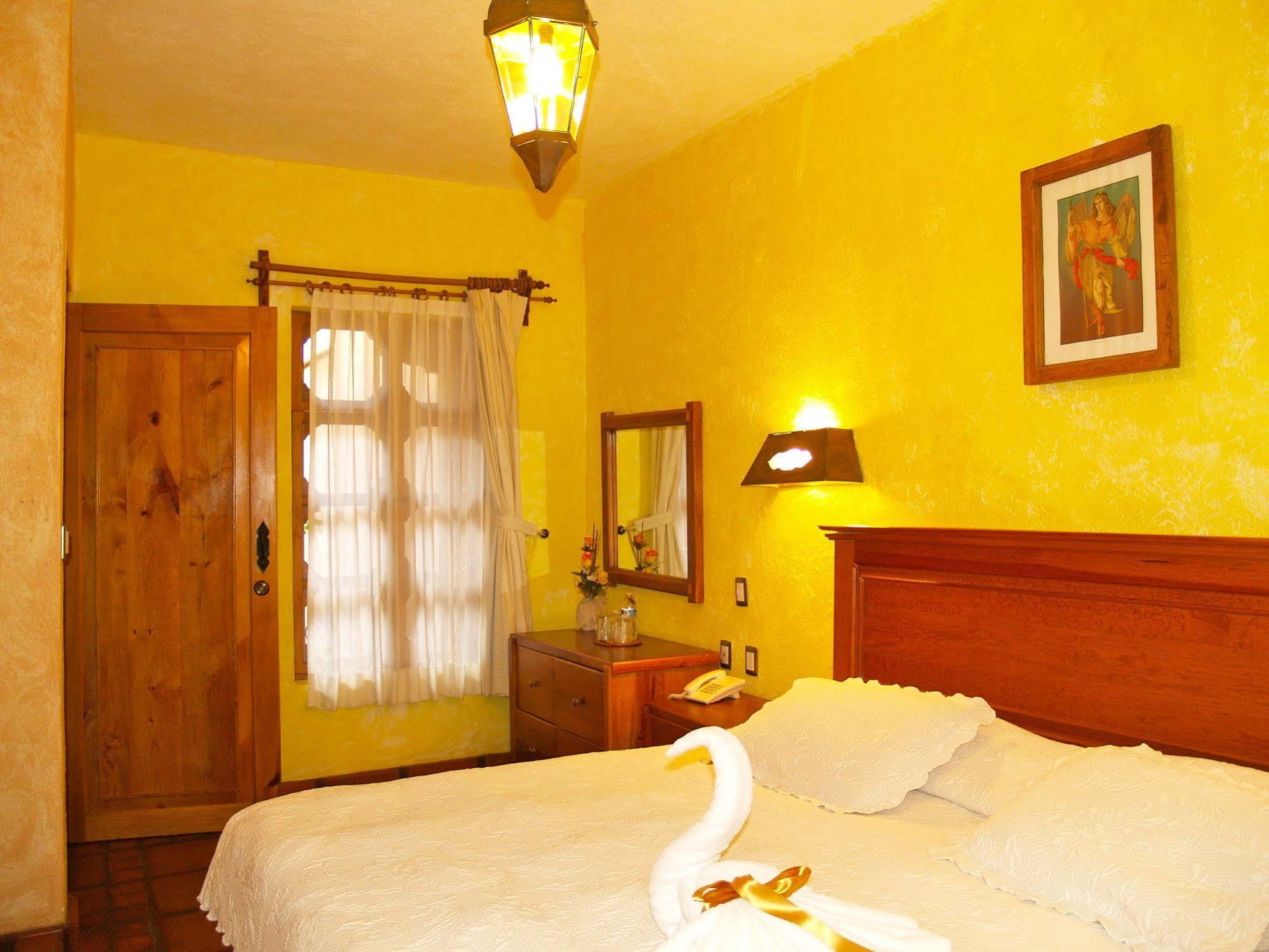 Hotel Refugio Del Angel Pátzcuaro Zewnętrze zdjęcie